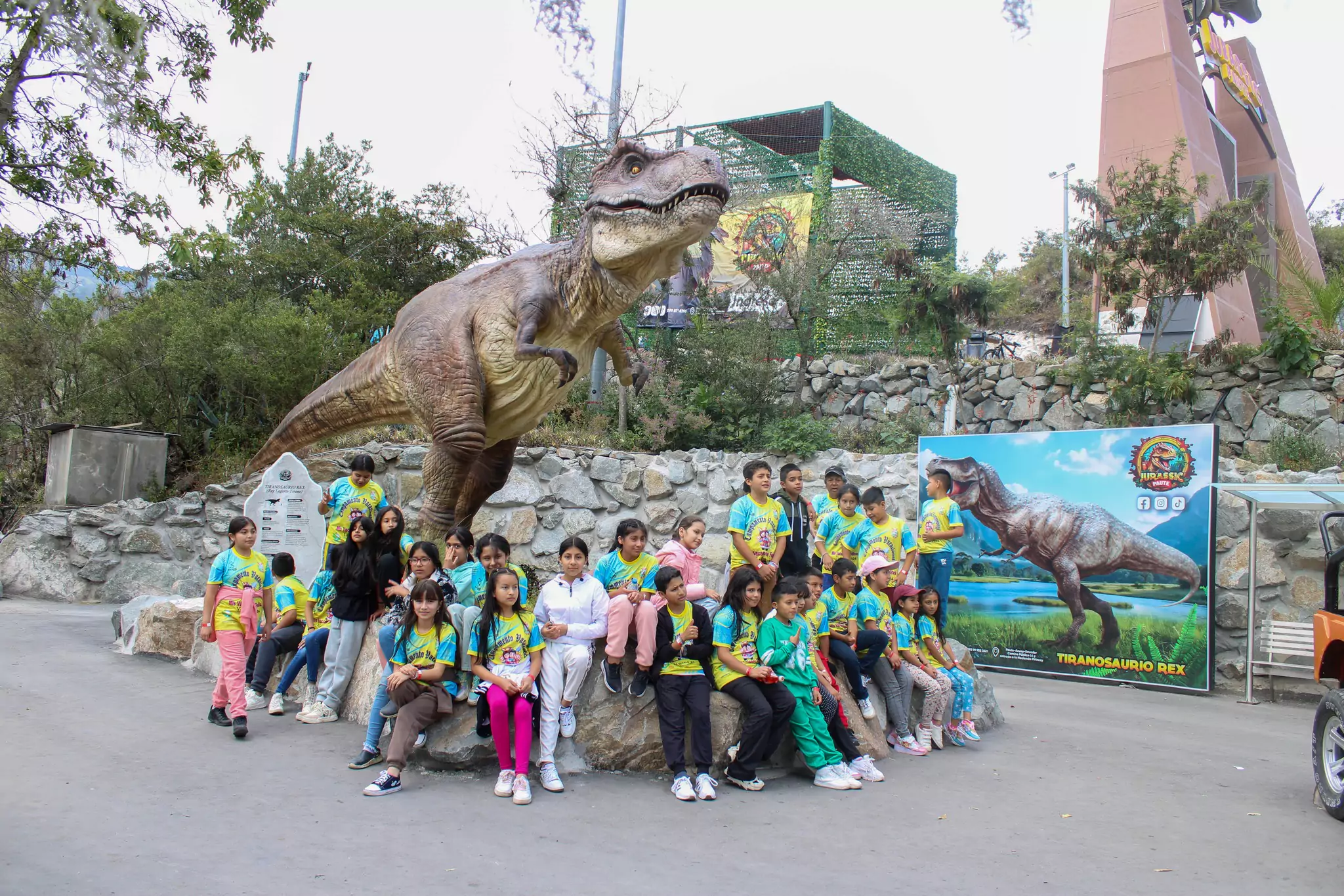Jurasic Paute T-Rex animatrónico
