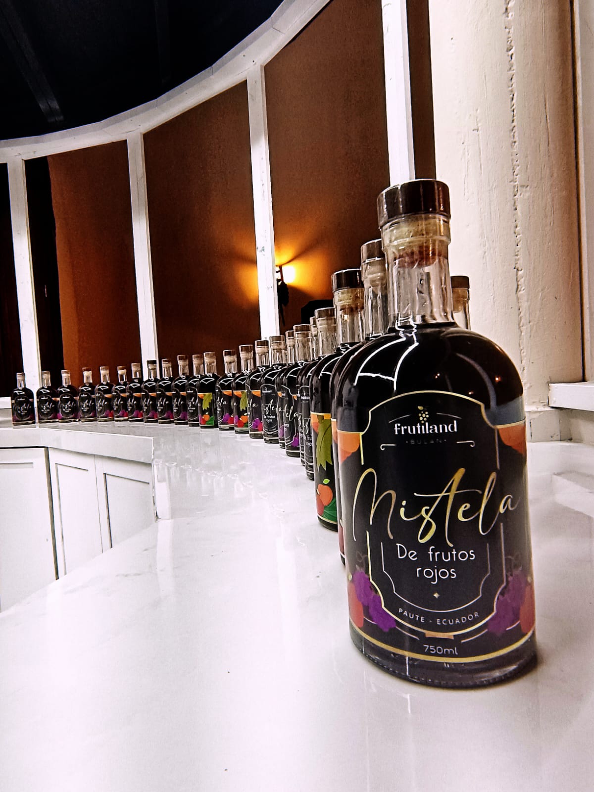 Frutiland bodega de licores artesanales